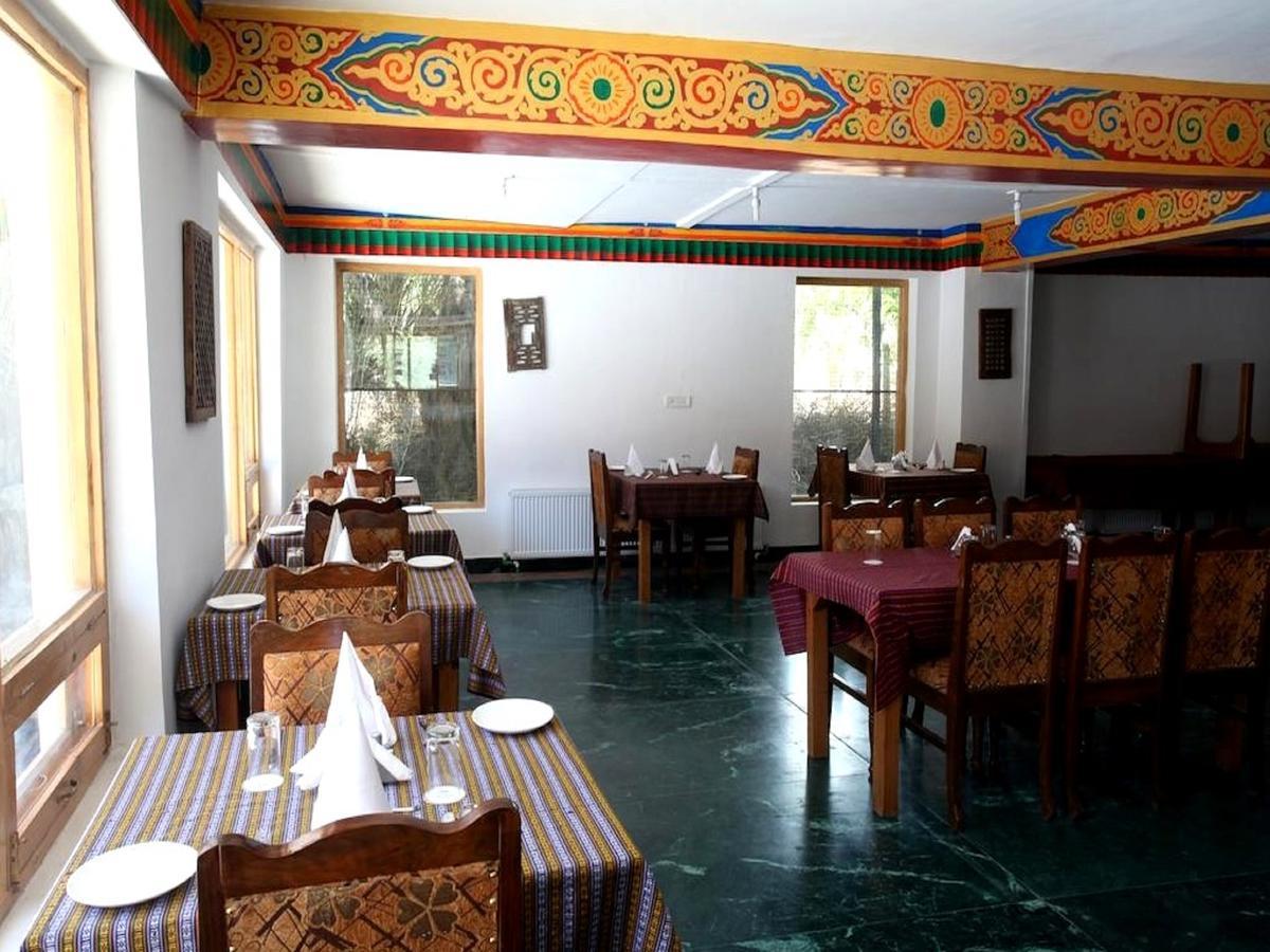 The Hotel Himalaya, Λεχ Εξωτερικό φωτογραφία