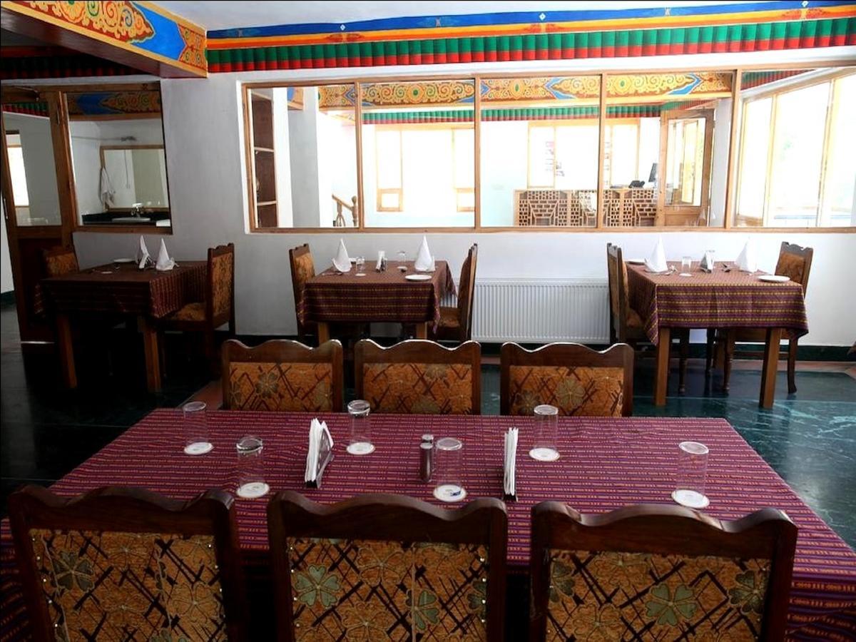 The Hotel Himalaya, Λεχ Εξωτερικό φωτογραφία
